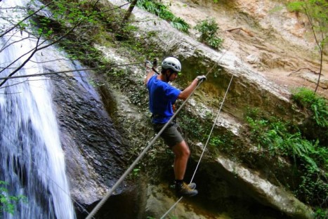 AD/EXPERIENCE FERRATA RIO SALAGONI by night